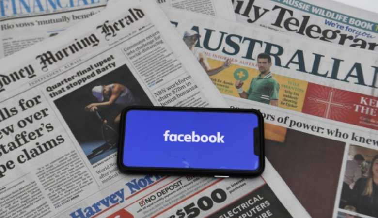 Facebook reverses ban on news pages in Australia - BBC News