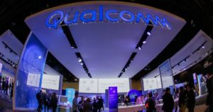 Qualcomm Snapdragon 700 chips to boost AI on phones - CNET