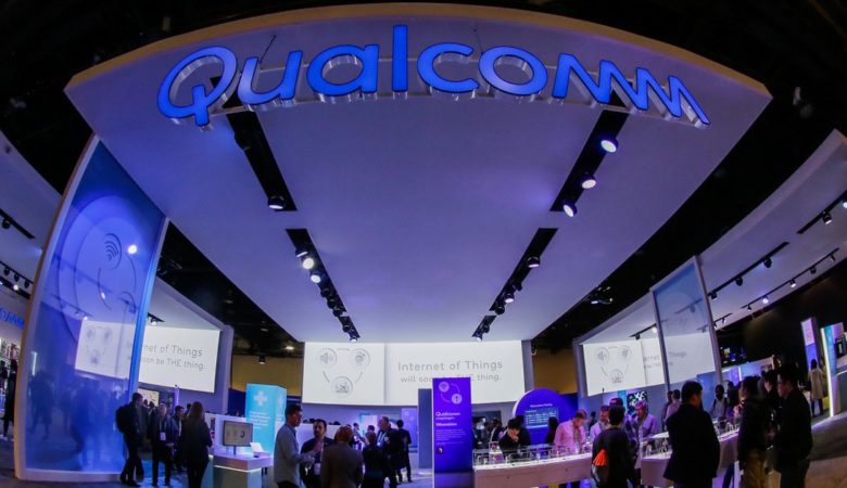 Qualcomm Snapdragon 700 chips to boost AI on phones - CNET